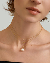 Load image into Gallery viewer, KALINDA | Pearl Necklace with Lab Grown Diamond Accent by Aurelie Gi — detail view