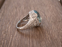 Load image into Gallery viewer, Vintage Platinum Art Deco Aquamarine Ring