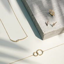 Load image into Gallery viewer, HARPER | White Sapphire Interlinked Swirls Bracelet