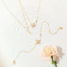 Load image into Gallery viewer, KLOEY | Lab Grown Diamond Clover Necklace