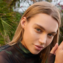 Load image into Gallery viewer, SILAS | Lab Grown Diamond Stud Single Earring by Aurelie Gi — on model