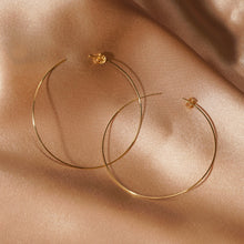 Load image into Gallery viewer, DONNA | Large Seamless Hoops