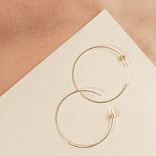 Load image into Gallery viewer, CYNDI |Seamless Hoops