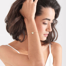 Load image into Gallery viewer, Gold Crush Square Bracelet