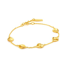 Load image into Gallery viewer, Gold Crush Multiple Discs Bracelet