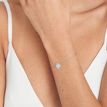 Load image into Gallery viewer, Silver Scattered Stars Kyoto Opal Disc Bracelet