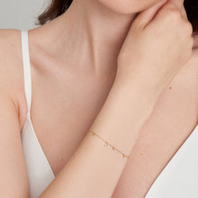 Load image into Gallery viewer, 14kt Gold Mixed Disc Bracelet