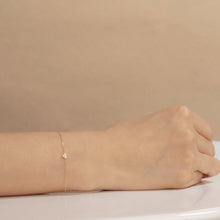 Load image into Gallery viewer, SOPHIE | Diamond Heart Bracelet