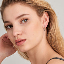 Load image into Gallery viewer, Silver Curb Chain Stud Earrings