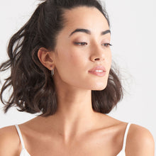 Load image into Gallery viewer, Silver Twist Through Earrings