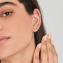 Load image into Gallery viewer, Gold Rope Heart Stud Earrings