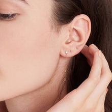 Load image into Gallery viewer, 14kt Gold Disc Drop Earrings