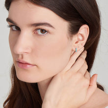 Load image into Gallery viewer, 14kt Gold Turquoise Cabochon Bar Stud Earrings