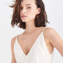 Load image into Gallery viewer, Gold Ripple Circle Necklace