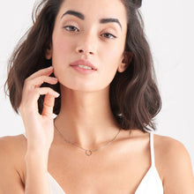 Load image into Gallery viewer, Silver Swirl Necklace