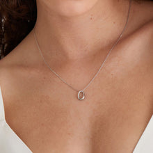 Load image into Gallery viewer, Forest Green Enamel Silver Twisted Pendant Necklace