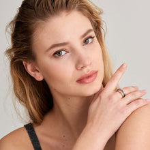 Load image into Gallery viewer, Silver Luxe Twist Adjustable Ring