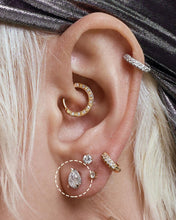 Load image into Gallery viewer, IGGY | Pear Lab Grown Diamond Threaded Flatback by Aurelie Gi — alternate angle
