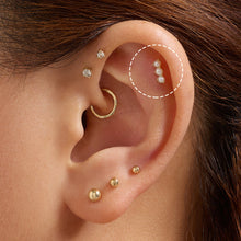 Load image into Gallery viewer, KYNSLEE | Triple Pearl Threadless Flatback Earring by Aurelie Gi — detail view
