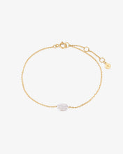 Load image into Gallery viewer, Baroque Pearl Solitaire Bracelet by Aurelie Gi
