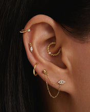 Load image into Gallery viewer, SKYLAR | Diamond Evil Eye Threadless Flatback Earring by Aurelie Gi — on model
