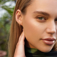 Load image into Gallery viewer, SILAS | Lab Grown Diamond Stud Single Earring by Aurelie Gi — detail view
