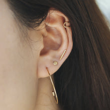 Load image into Gallery viewer, DOT | Disc Stud Earrings Studs AURELIE GI 
