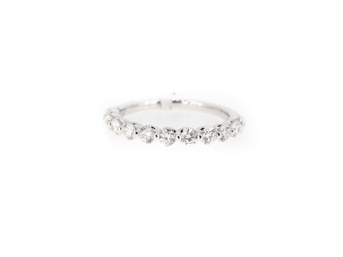 shared prong diamond ring