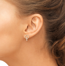 Load image into Gallery viewer, elson earrings on model

